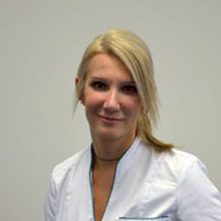 Karolina Kownacka DDS, PhD